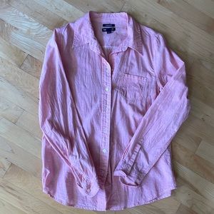 Gap boyfriend fit shirt